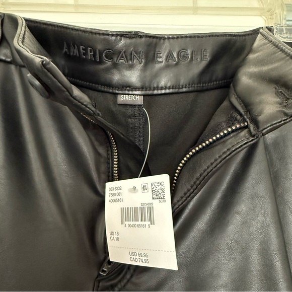 American Eagle - AE Women’s Baggy Vegan Leather Shorts NWT - Picture 3 of 6